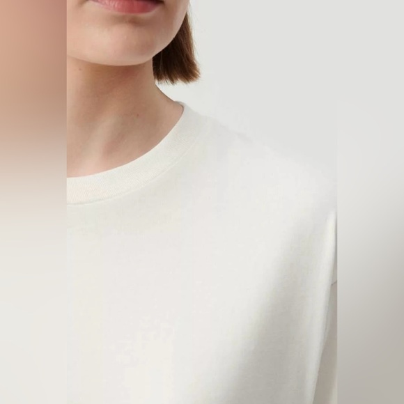 Aija t-shirt is %100 cotton. - Picture 3 of 3